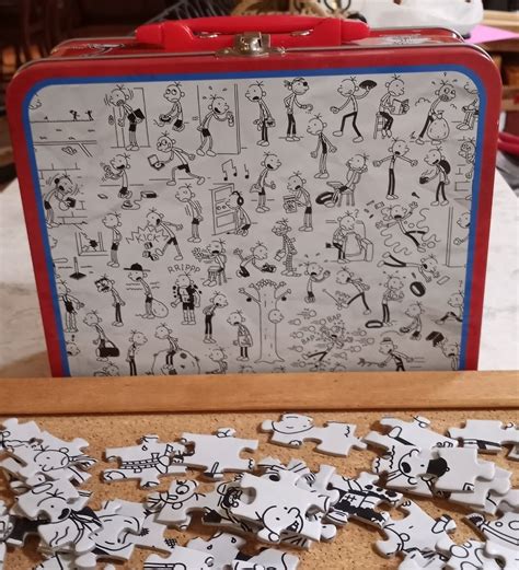 Diary of a Wimpy Kid collectible metal lunch box with 